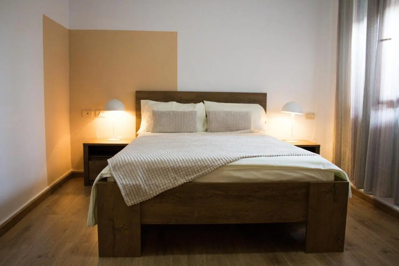 Heart of the City - Comfortable Stay