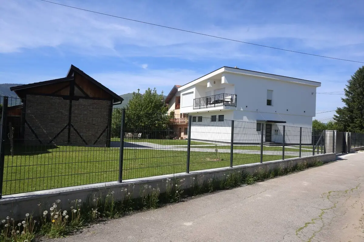 Spacious Modern House Ilidza