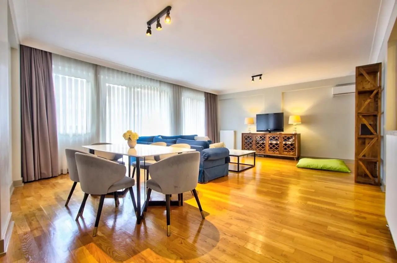 New Build with Modern Amenities and Balcony