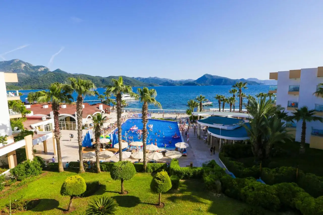 Fortezza Beach Resort