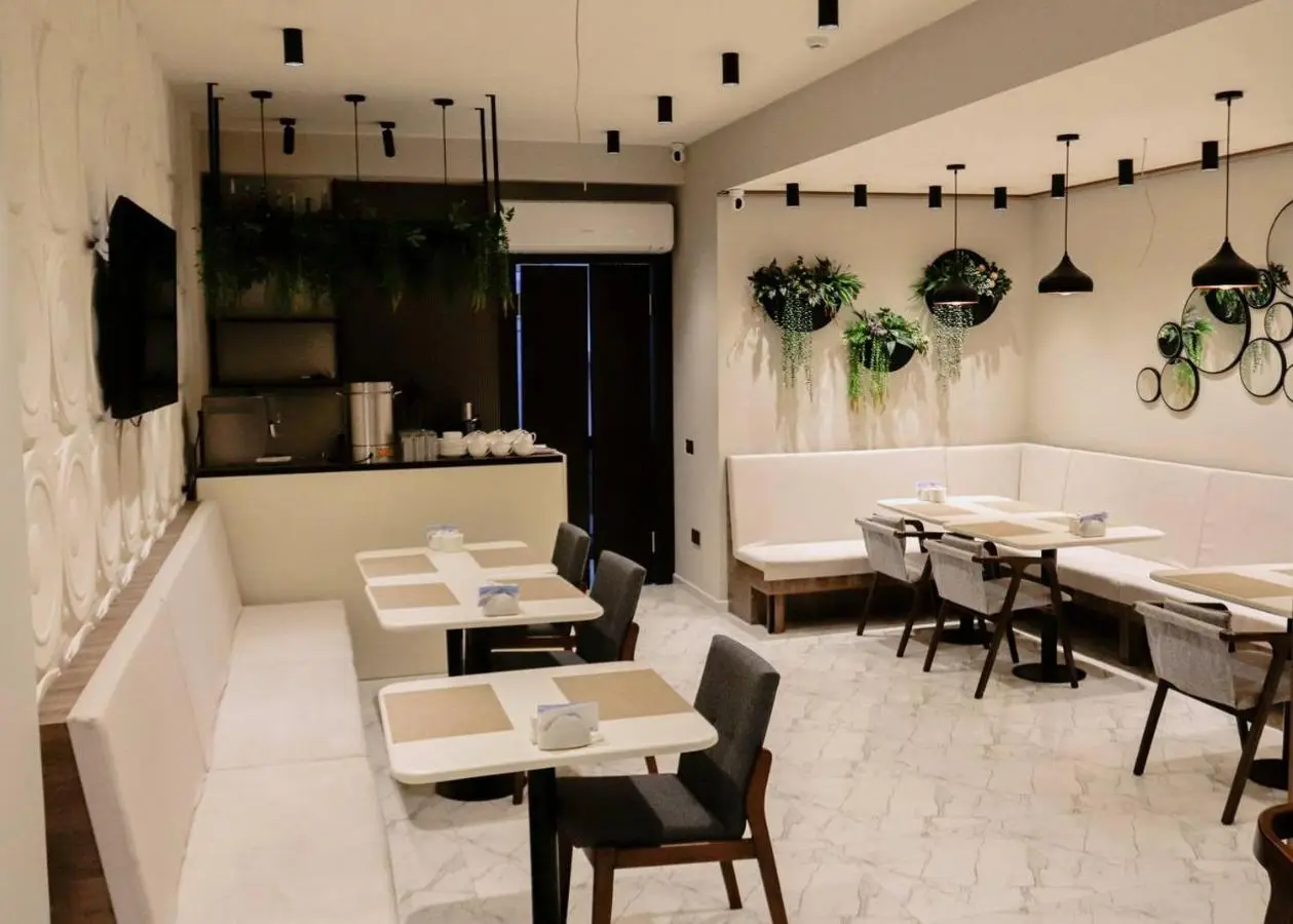 Kristal Inn Hotel