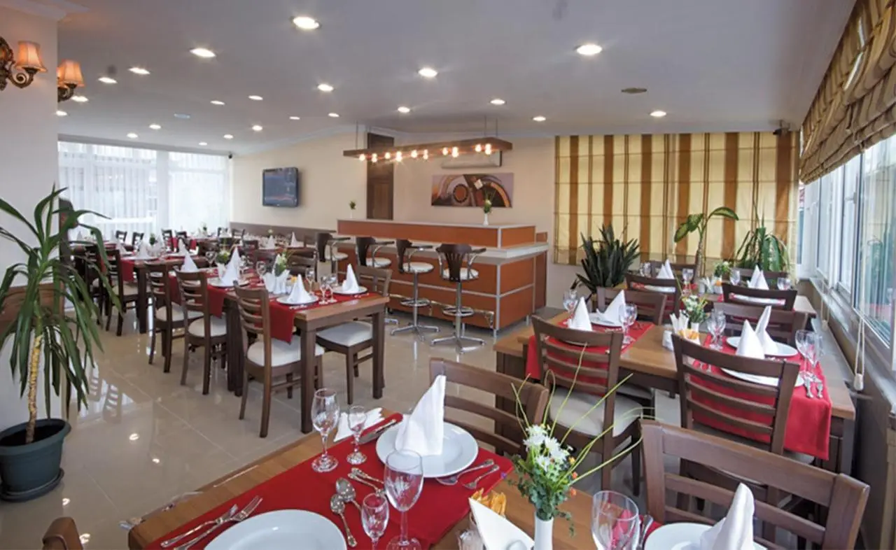 Grand Unal Hotel