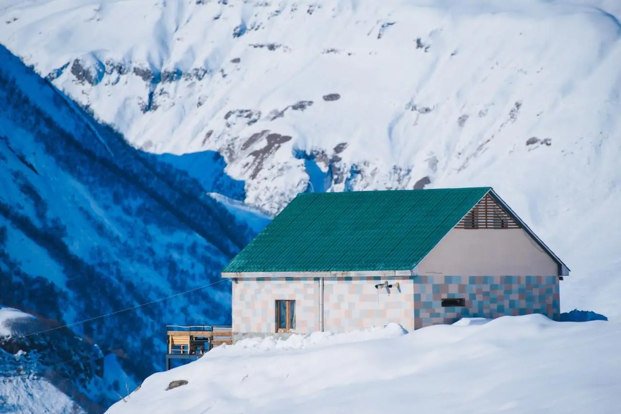 Gudauri private cottage