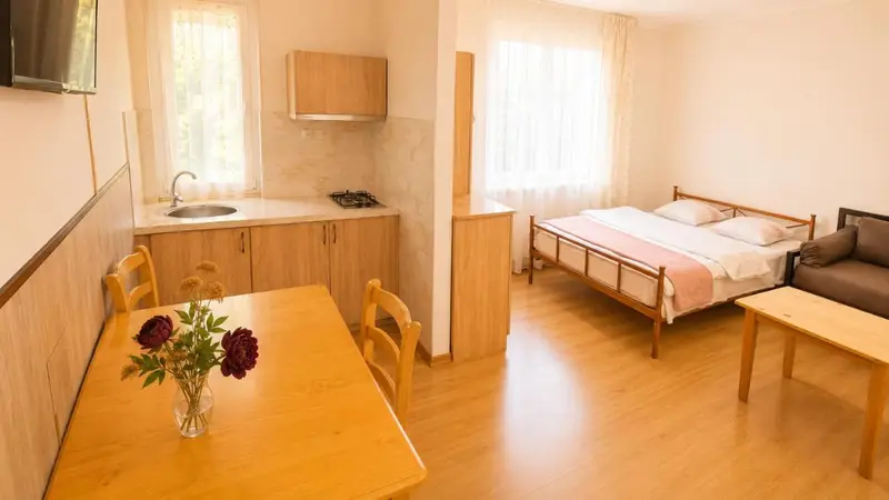Tuz House R2