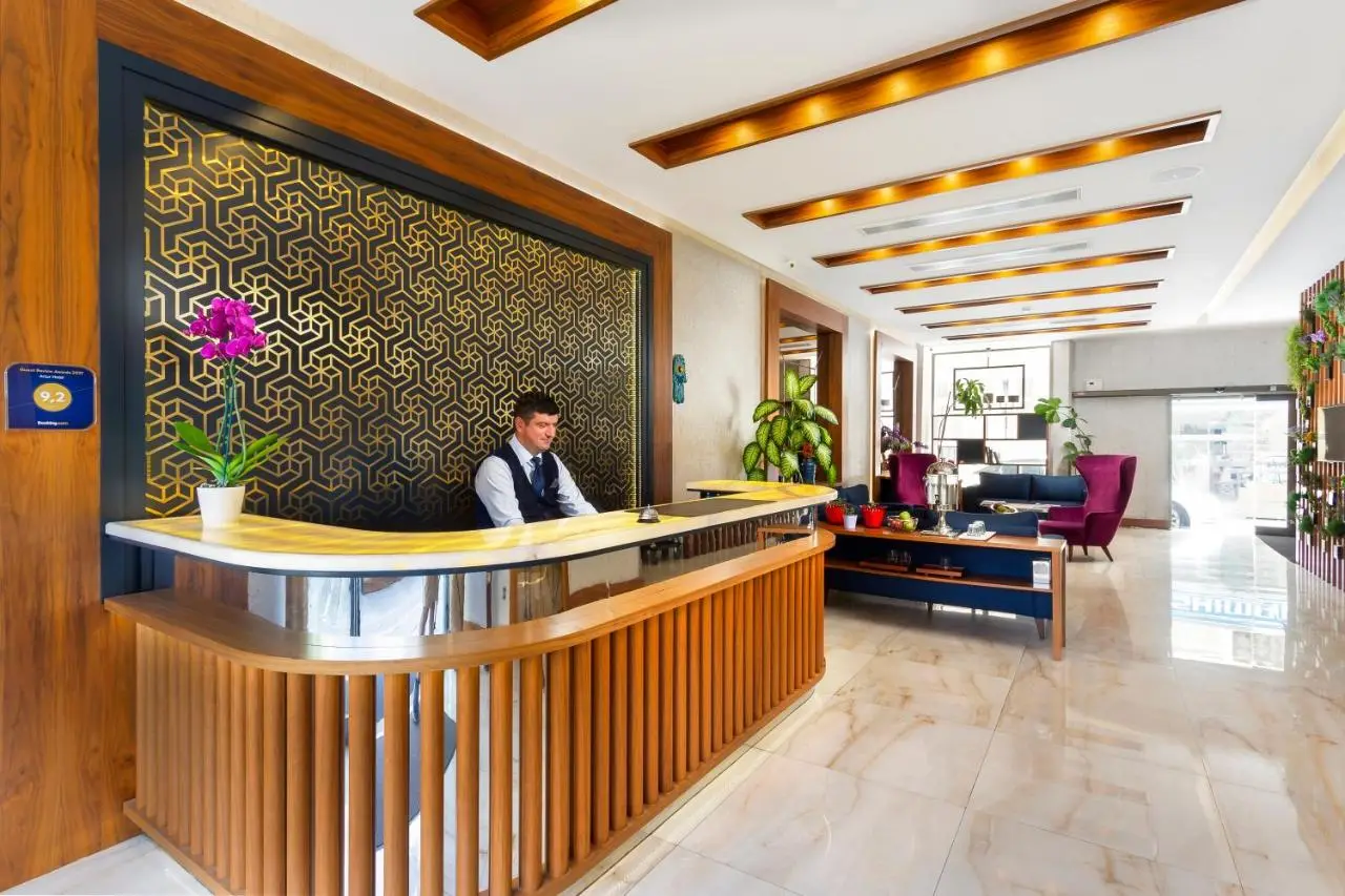 Artur Hotel