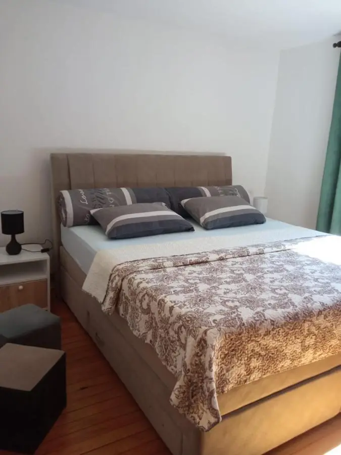 Apartman "EM"