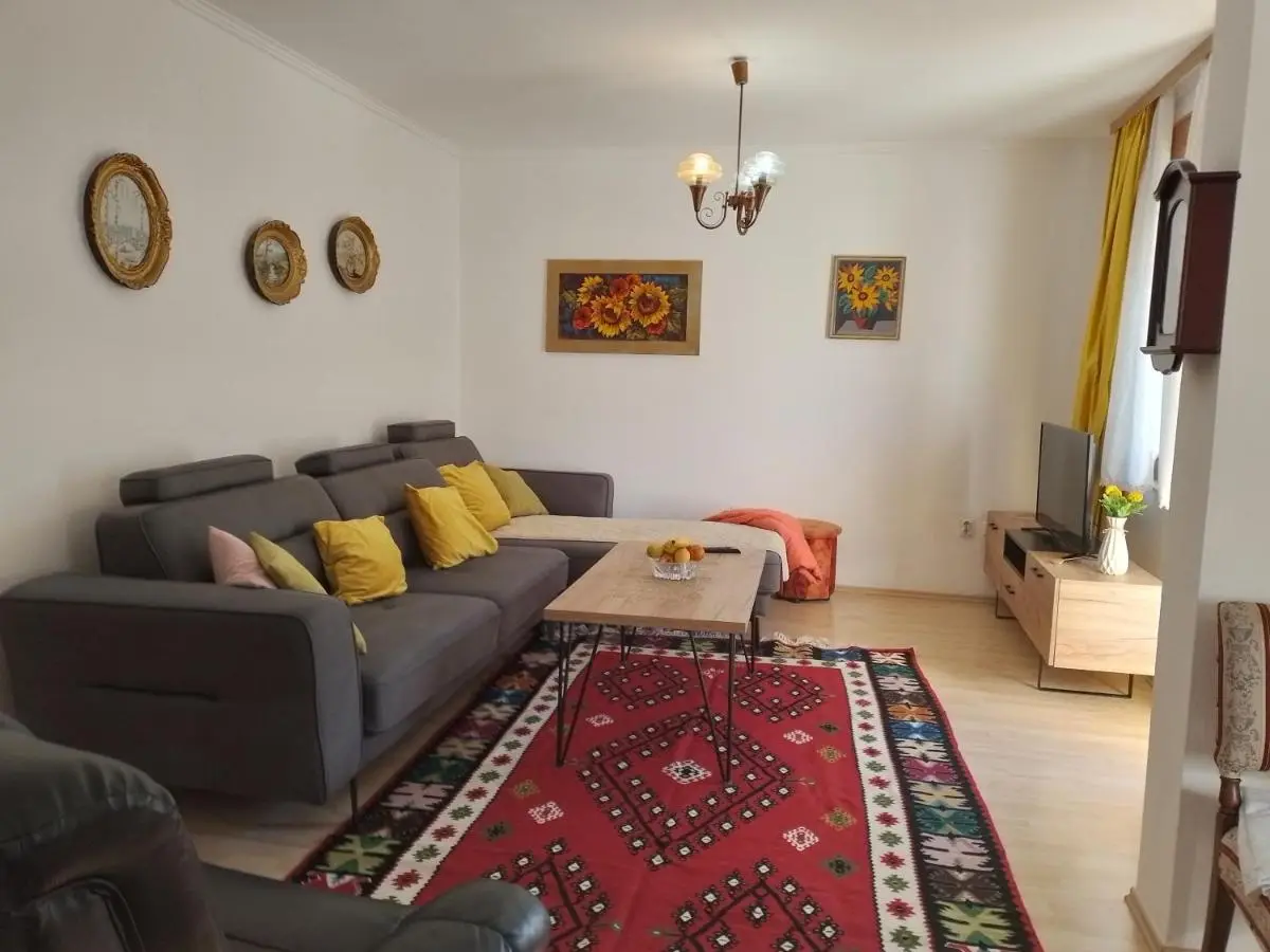 Guesthouse Sanja - Apartments 212