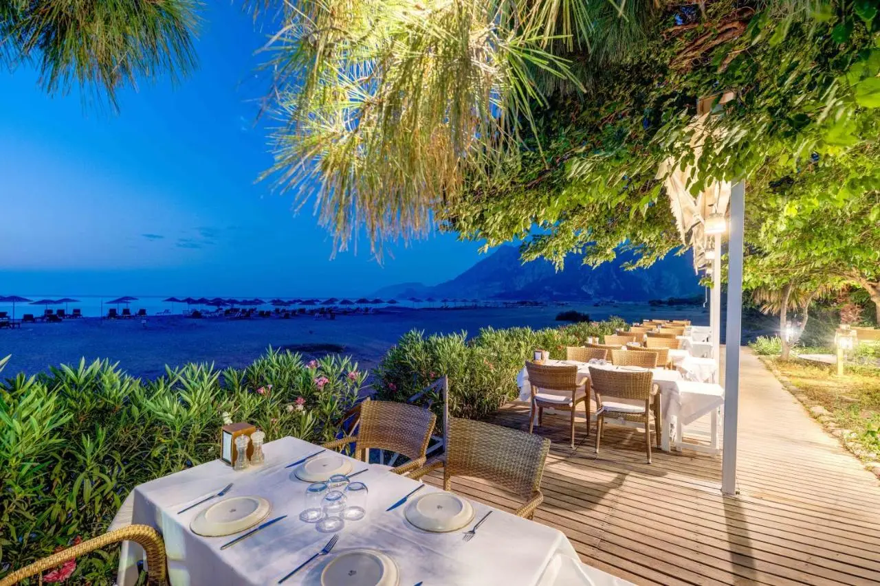 Etenna Beach Bungalows