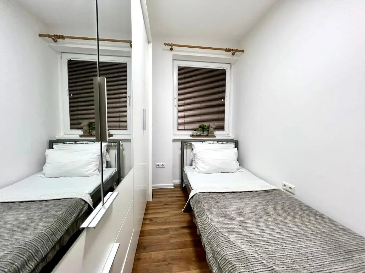 Spacious Two-Bedroom Apartment with Free Parking