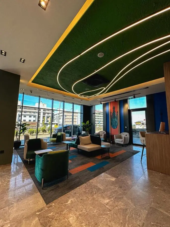 Axis Hotel