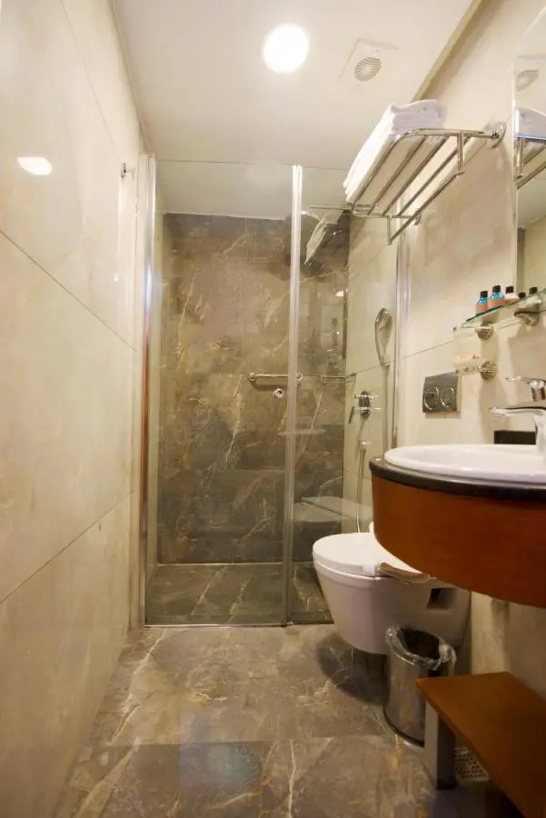 FOUR SEVEN HOTEL