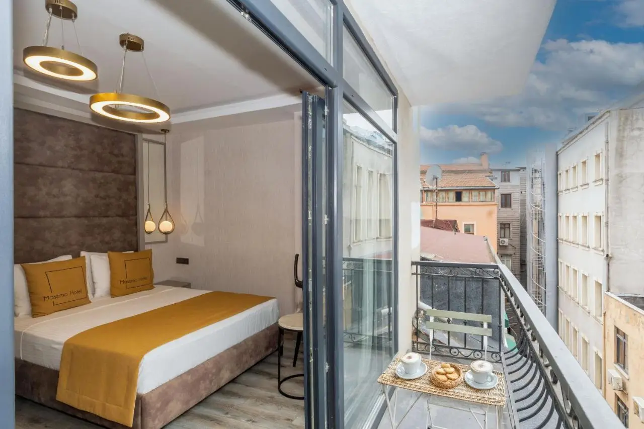 Massimo Hotel