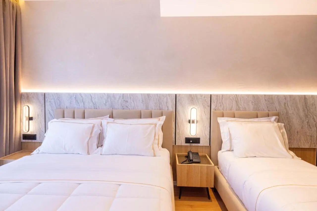 Tris3 Hotel
