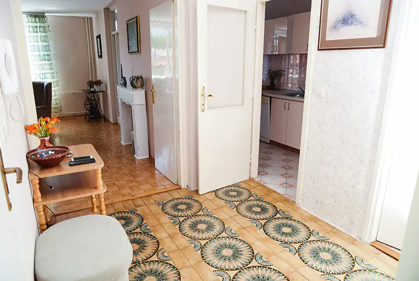Apartment Mir
