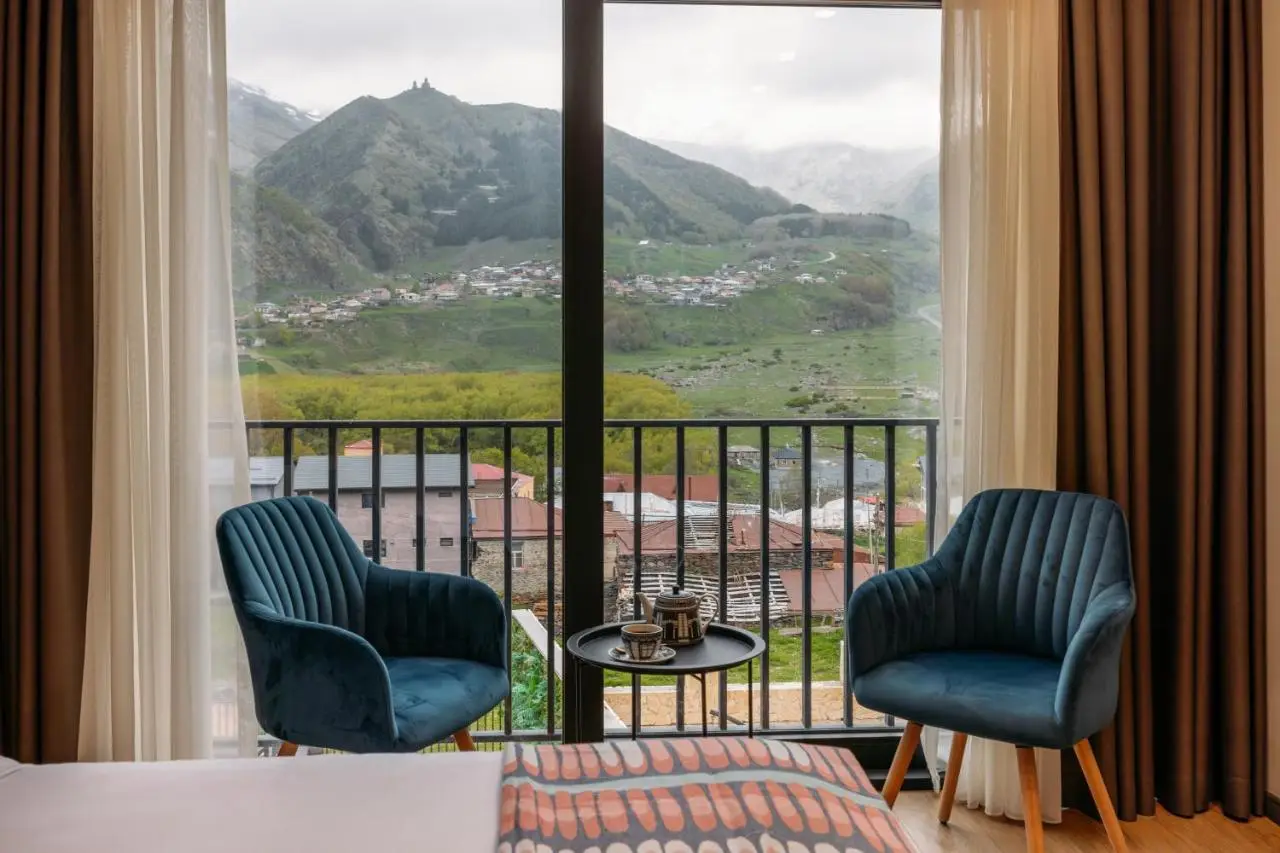 Hotel Memoir Kazbegi by DNT Group