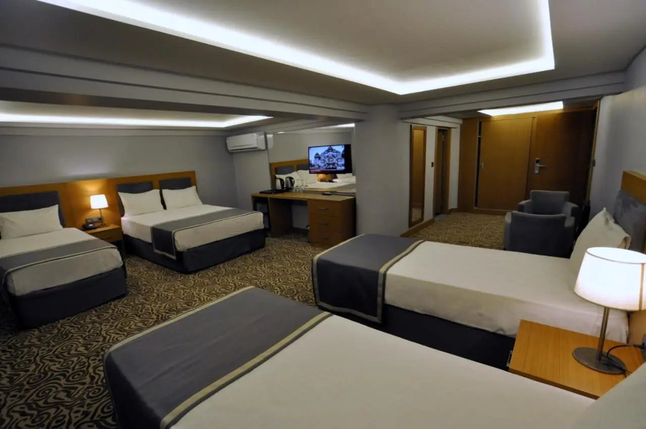 Bergama Hotel Old City