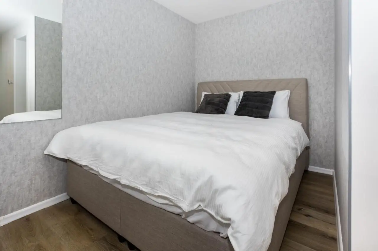 Royal Grey Apartment