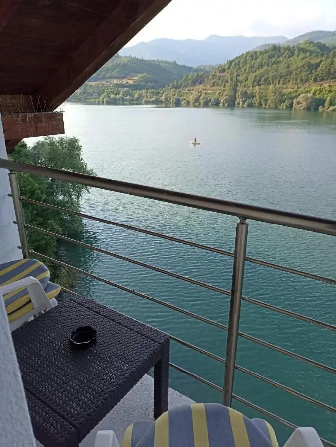 S&R Lake View Hostel