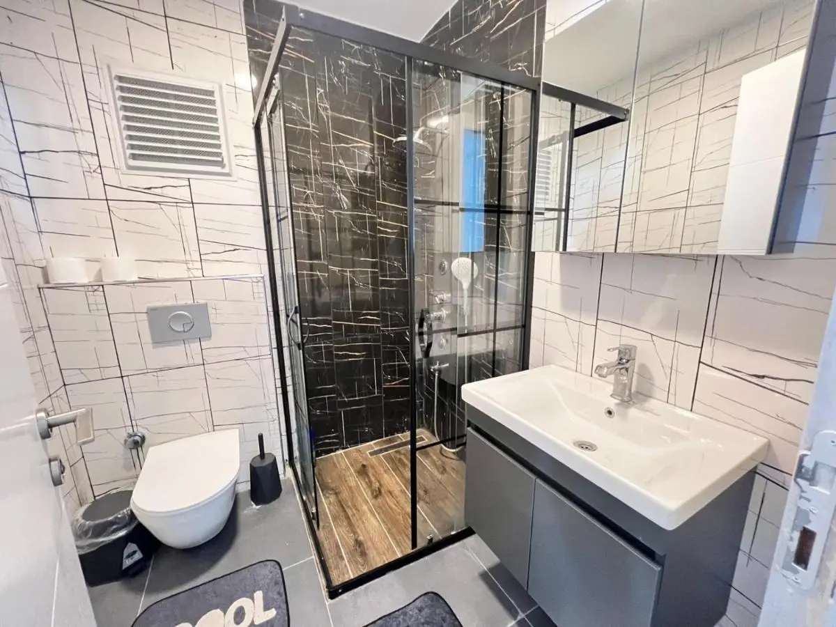 Stunning Sea View Amazing Flat 4BR 2BA AC