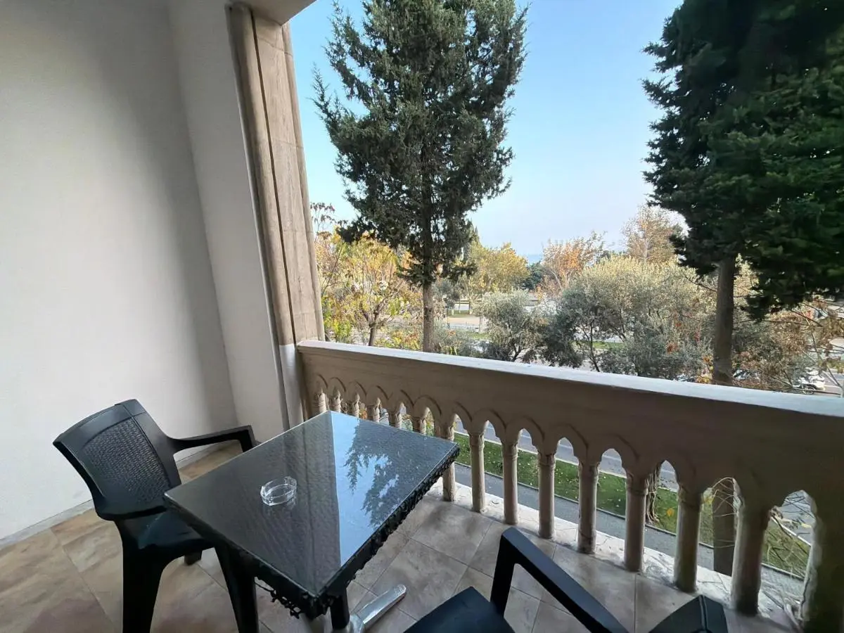 Sea view maiden apart