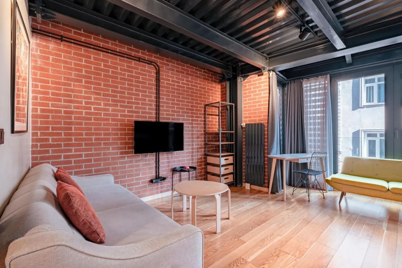 Homie Suites - ''Loft 27'' Urban Comfort Suites in the Heart of Cihangir