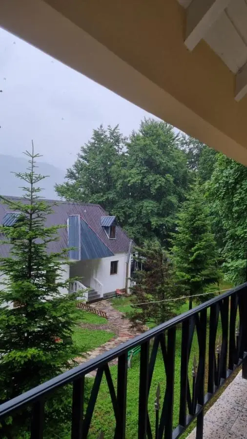 Bujtina Te Grima