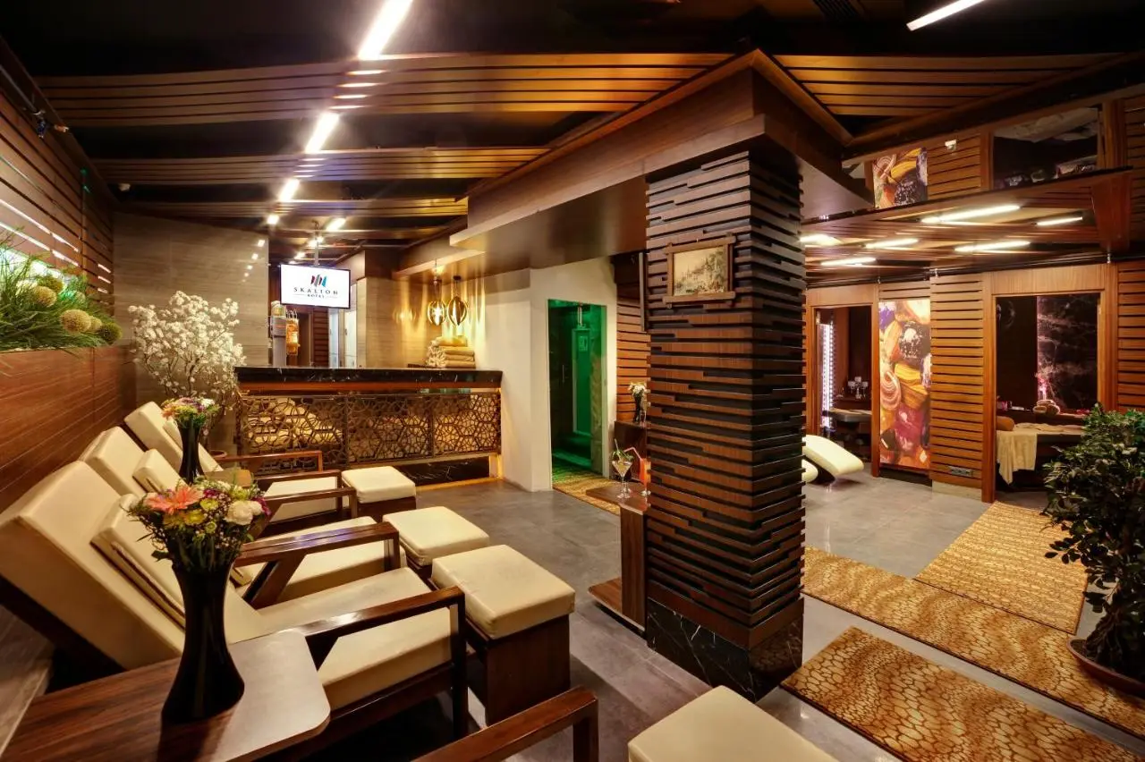Skalion Hotel