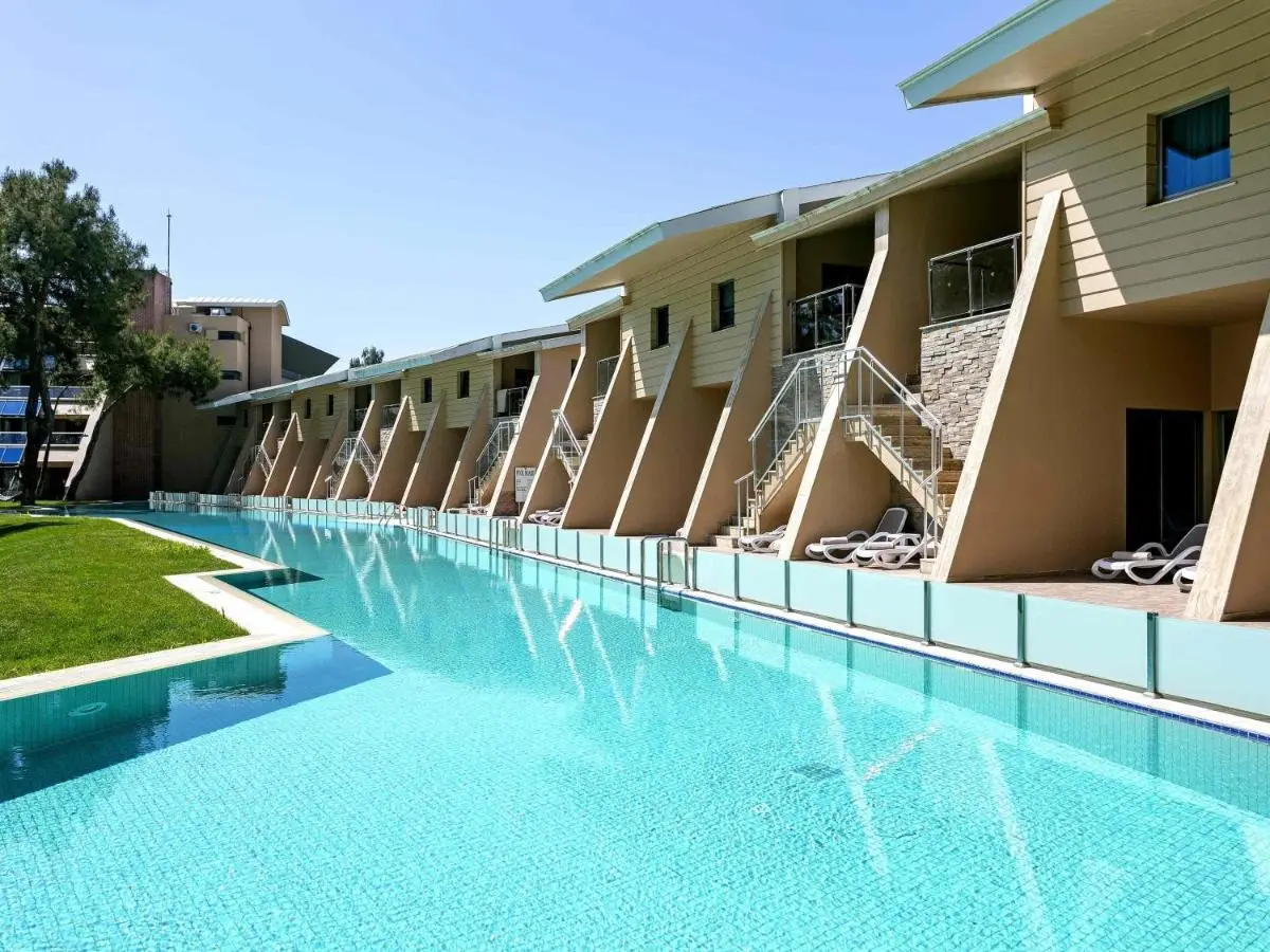 Rixos Sungate - The Land of Legends Access