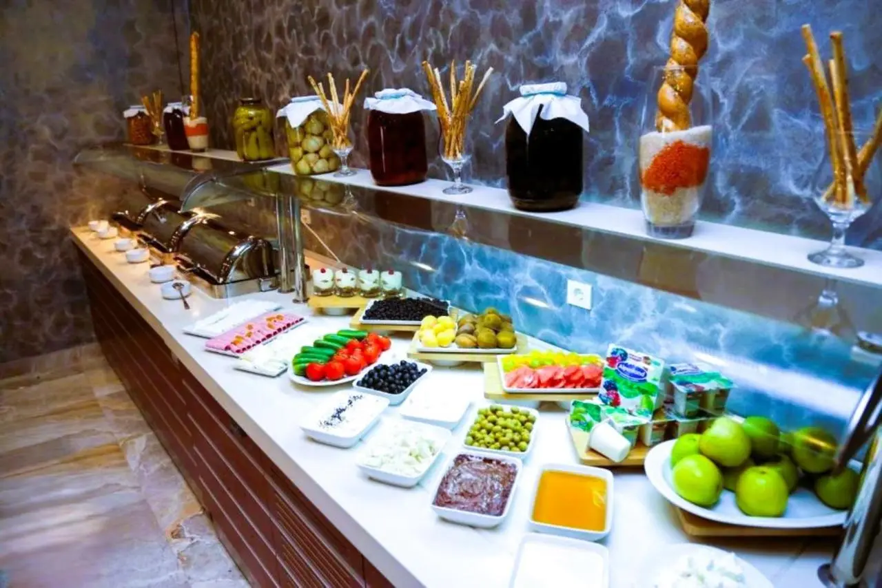 GM City Hotel Baku - Free Swimming Pool