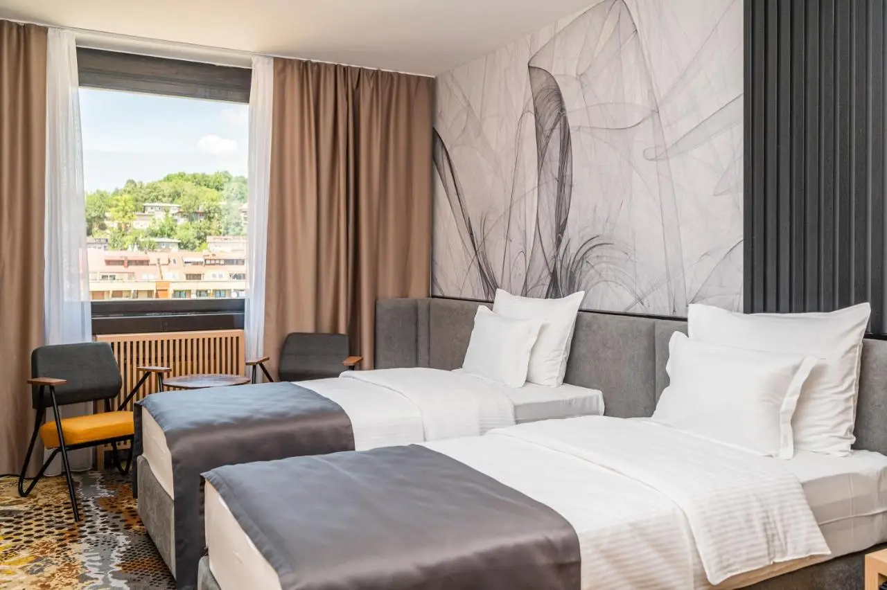 Hotel Holiday