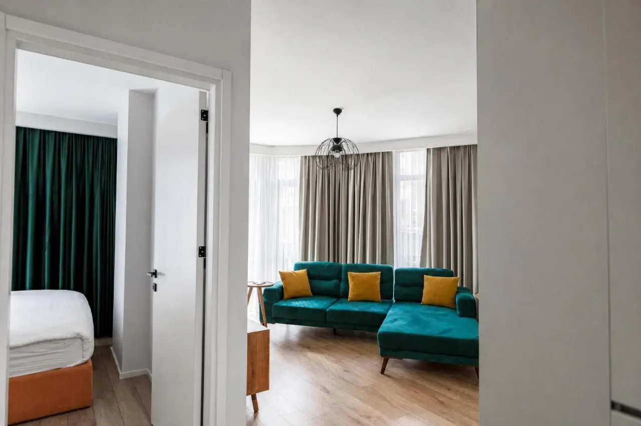 Bird Nest Suites