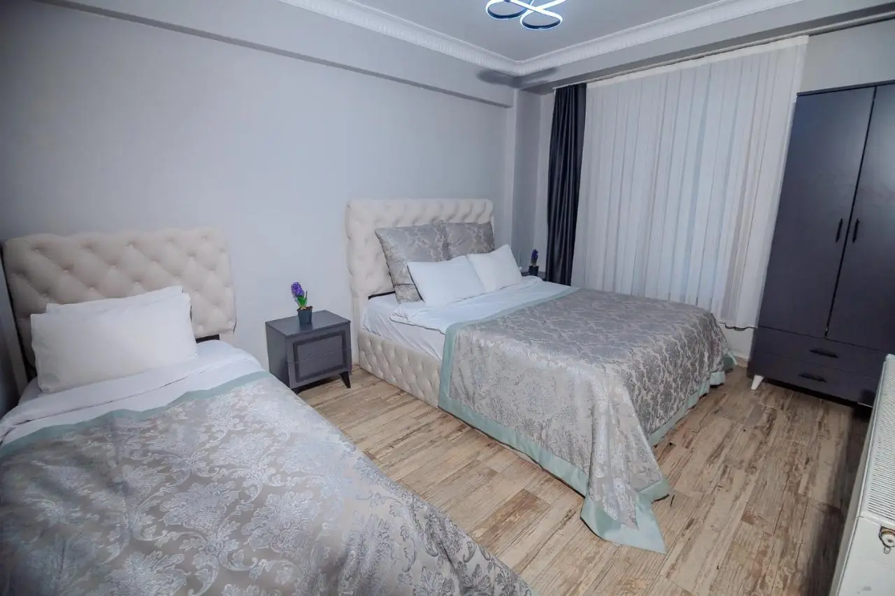 White Moon Suites