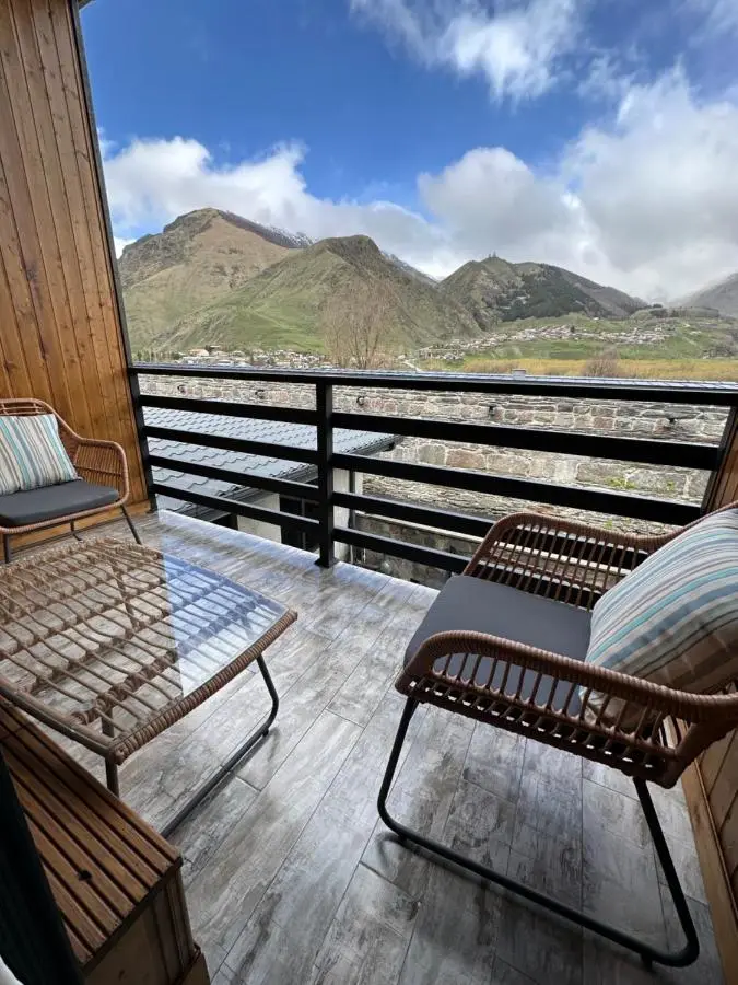 Old District View Hotel kazbegi