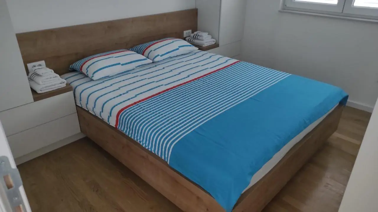 Airport Penthouse Apartments
