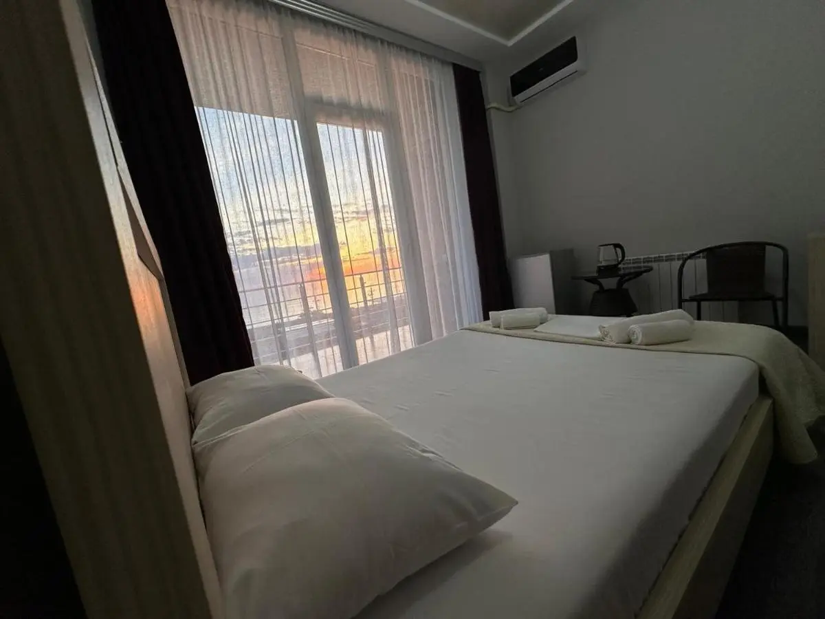 Guest House 99