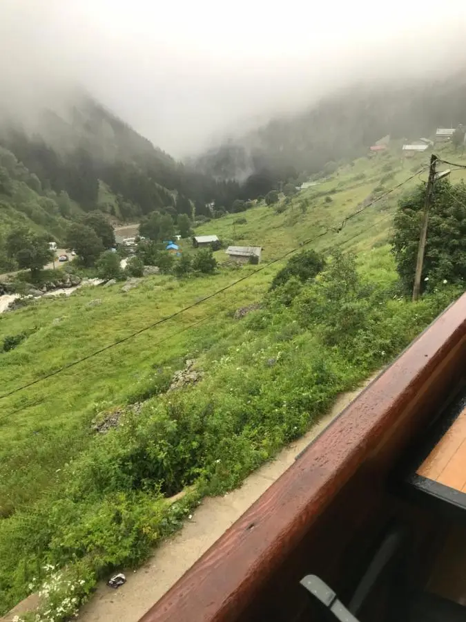 Uzungöl Ensar Dağ Evi