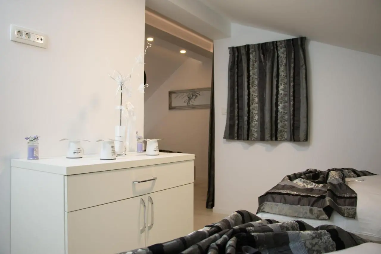 Rooms Villa Downtown