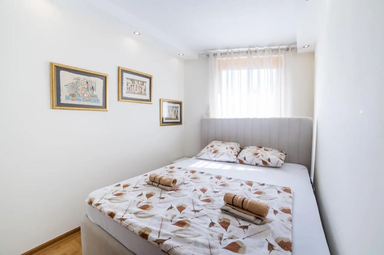 Skenderija Skyline Luxury- 2BR Apartment with Garage and Balcony