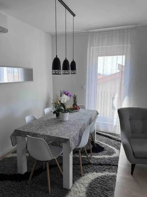 Apartment River 503