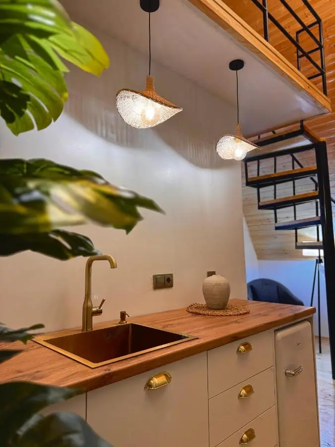 Utopia Inn უტოპია ინნ