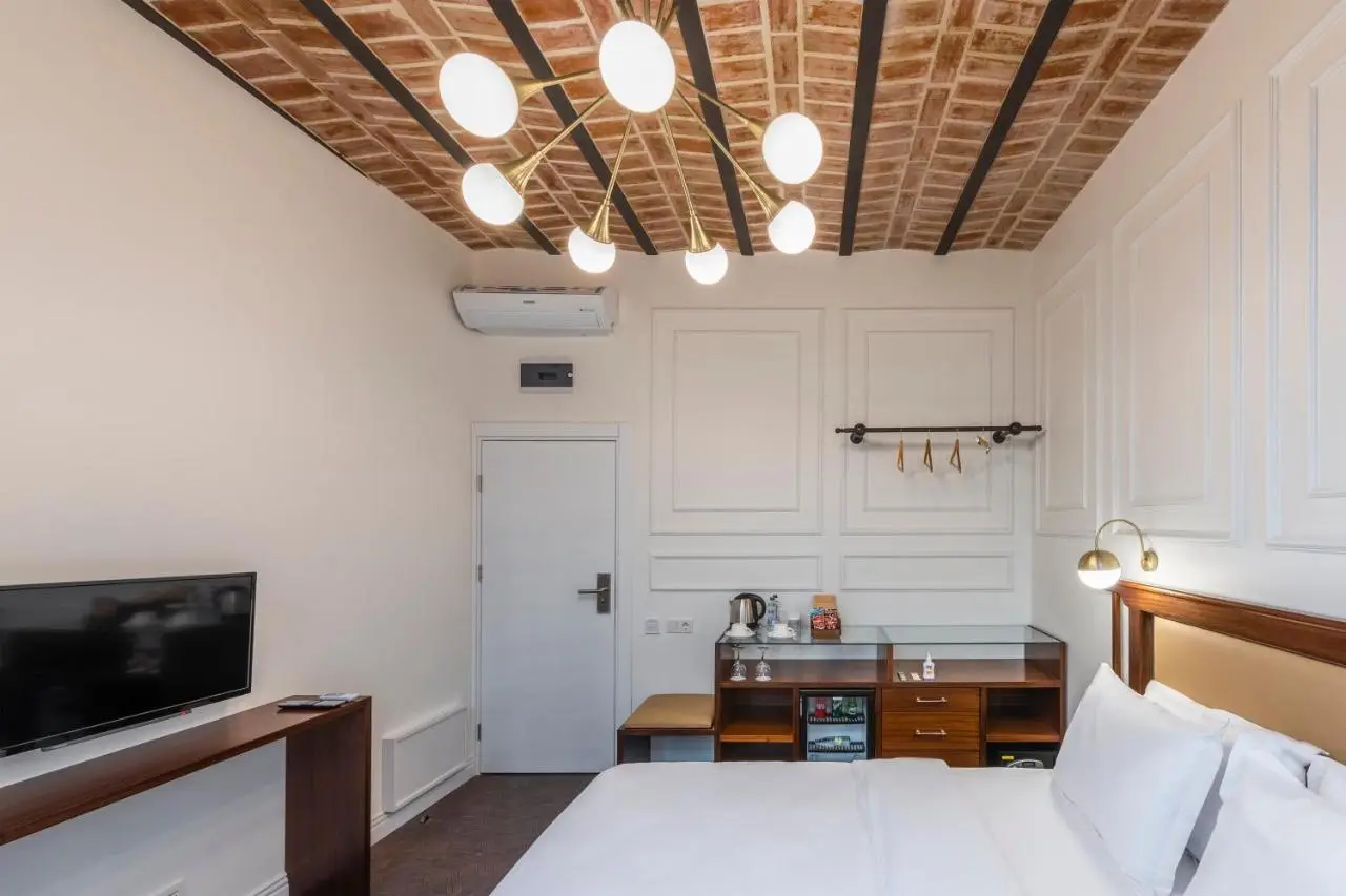 PeraNox Boutique Hotel