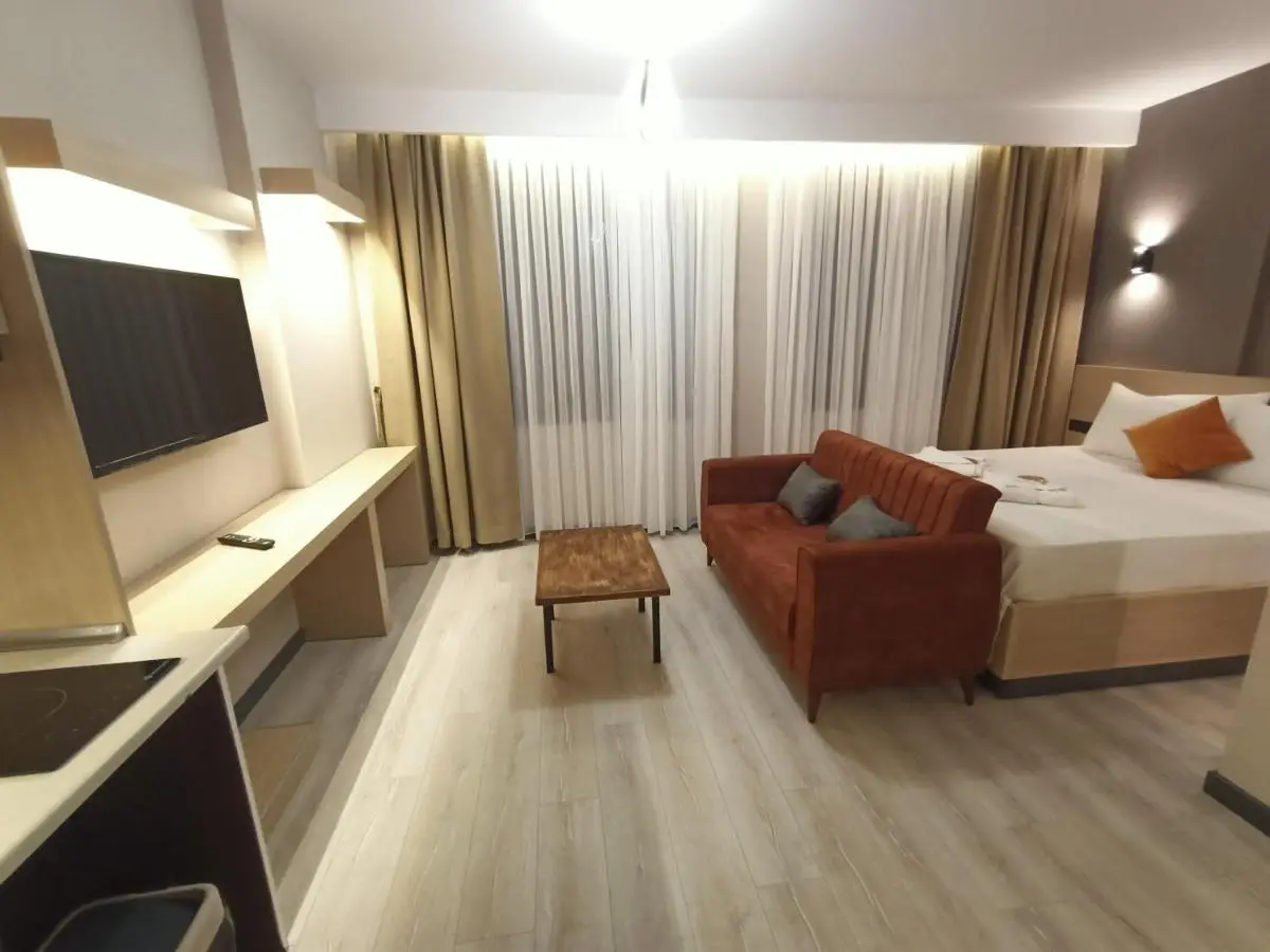 NEW FALCON Palas OTEL