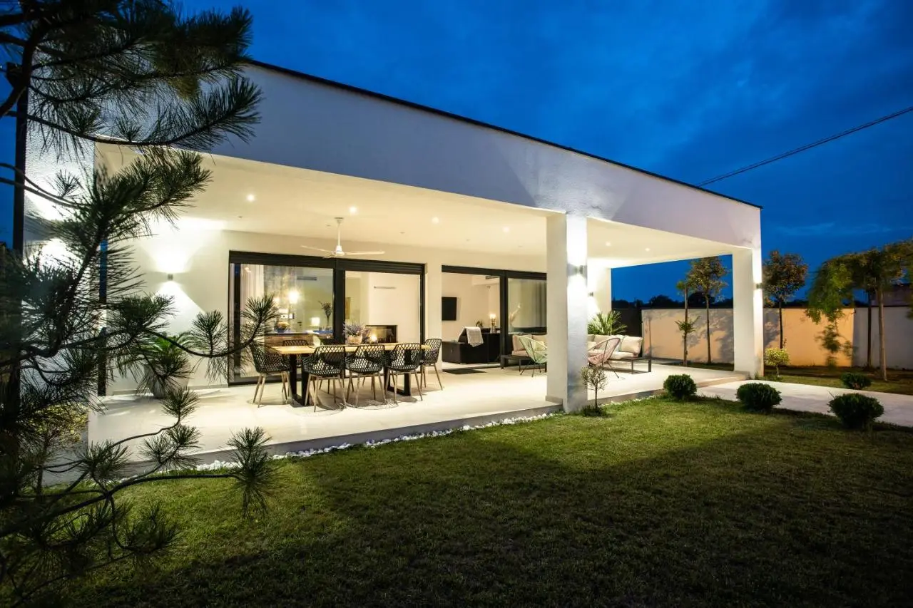Villa 7
