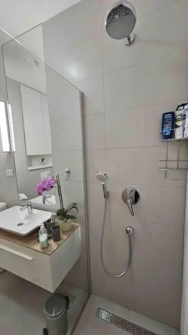 Apartment River 503