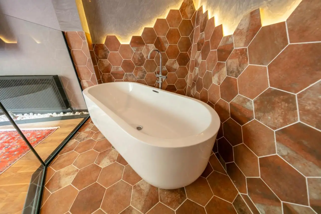 Hexa Suites Hotel