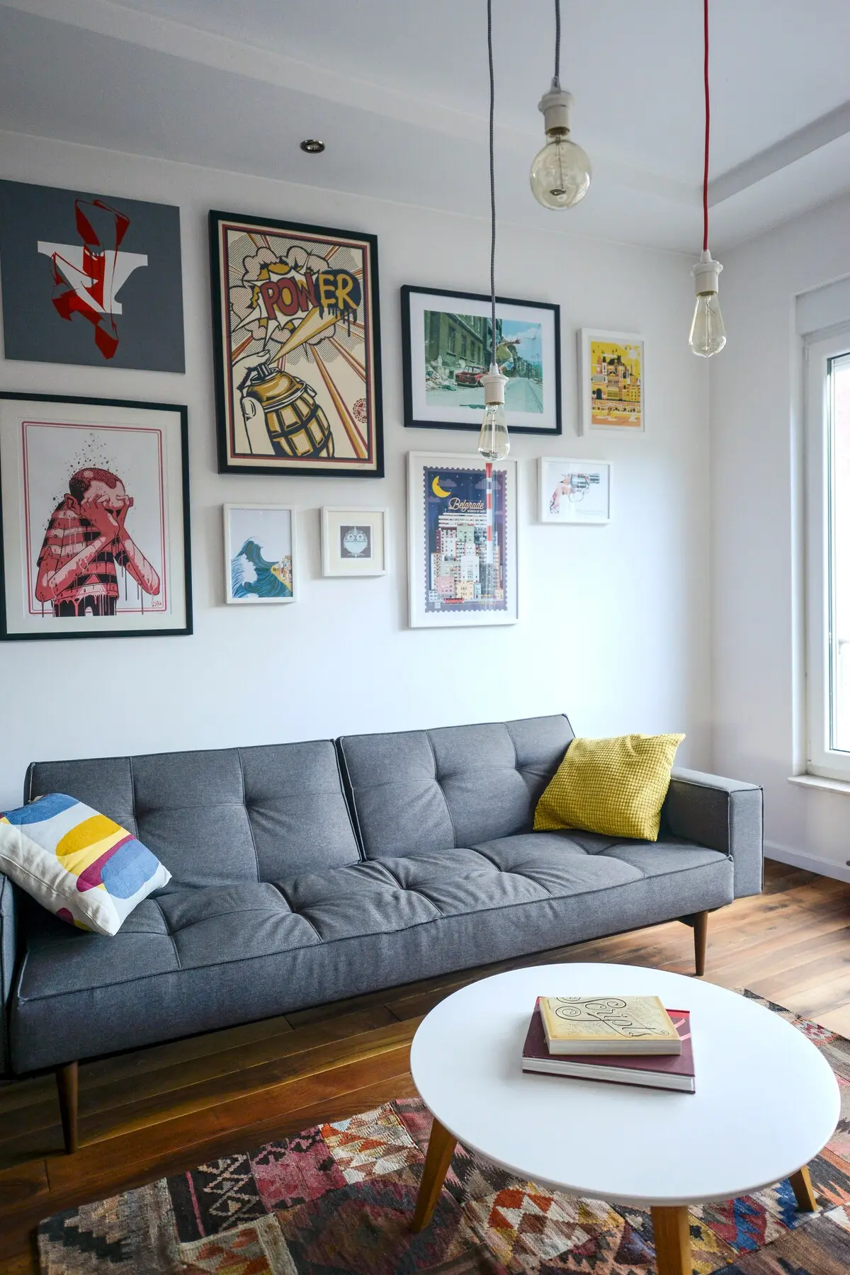 Top location penthouse apt.