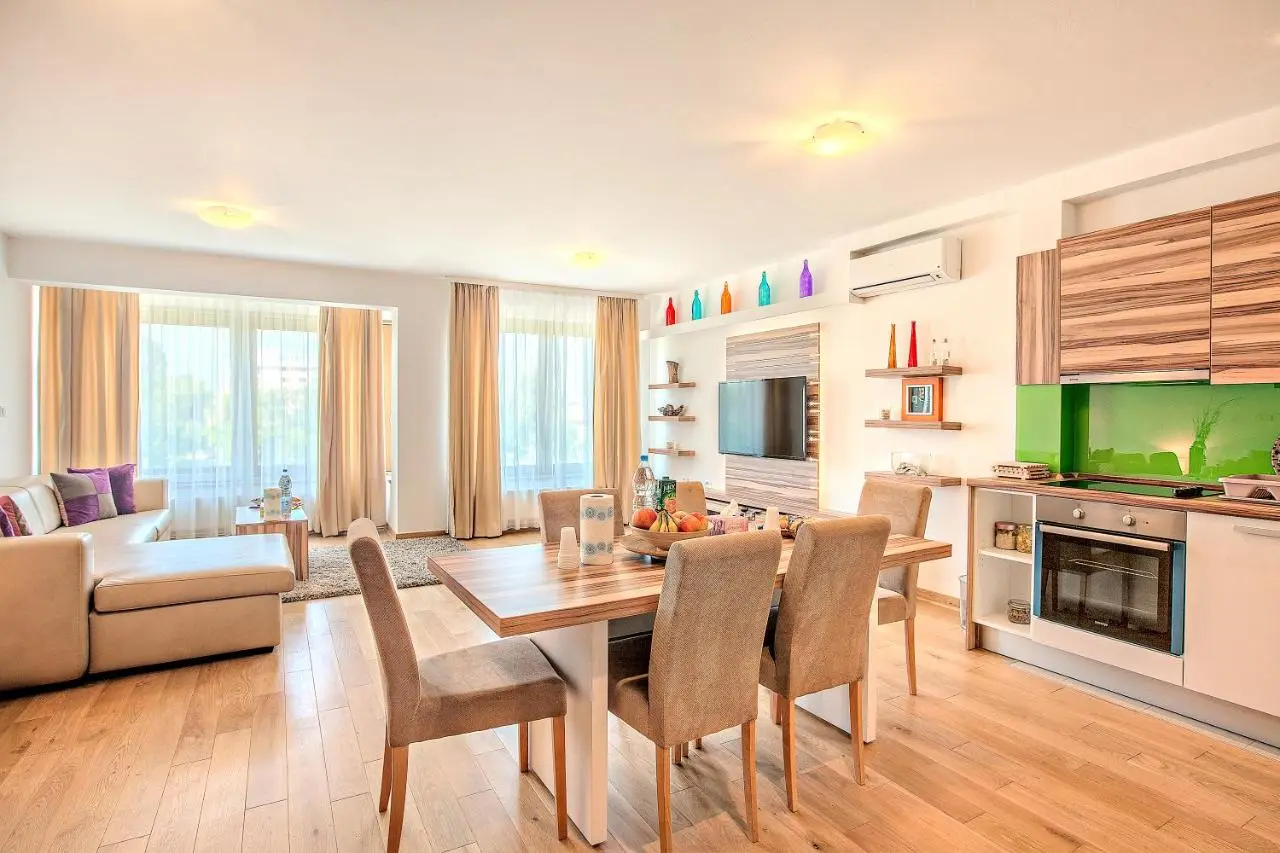 VIP Apartments