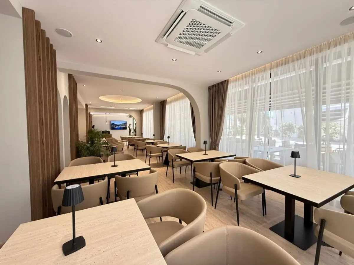 Noam Luxury Hotel