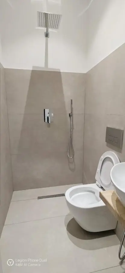 Wavefront Apartment 3