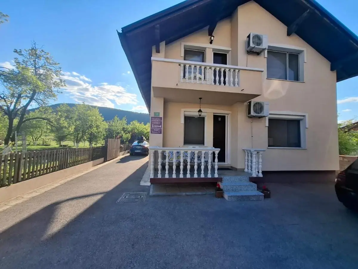 Apartment Maatoug